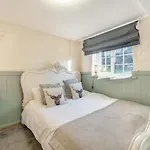 6 Bed In Moresby Oc-l34667 Distington